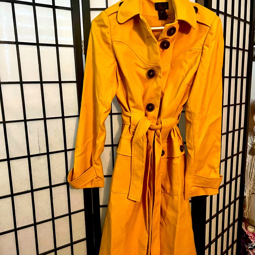 Mustard Rain/trench coat new without tags size 10